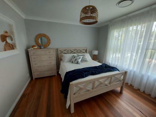 'shelly Beach Horizon' Coastal Beach House
