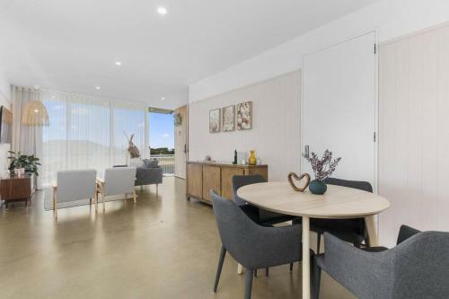 Sunnyside By Wine Coast Holiday Rentals