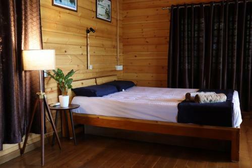 Bed & Breakfast Green Chromide River View Wooden House