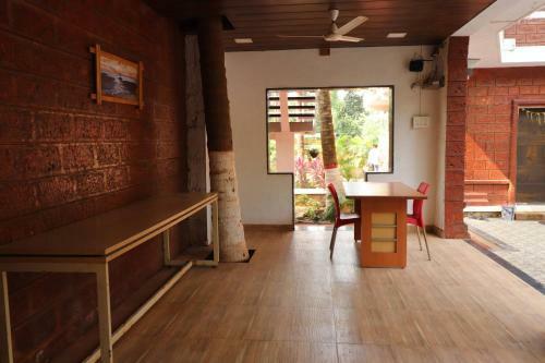 Pool Stays At Alibaug