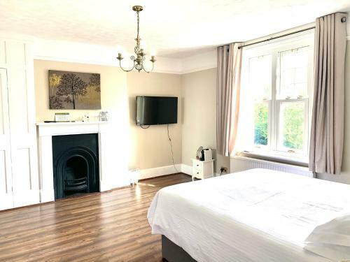 Stunning 6 Bedroom Farmhouse In Hellingly