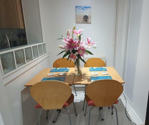 Lovely Hidden Gem Located In St Leonards-on-sea