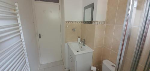 Lovely Hidden Gem Located In St Leonards-on-sea