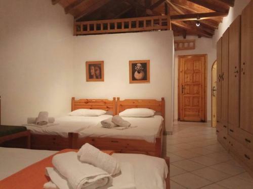 Peaceful House In Skiathos!stunning Surroundings!