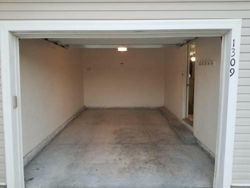 Villa Completebnb Presents Mks1309, Serene 3br 2 Bath Townhome