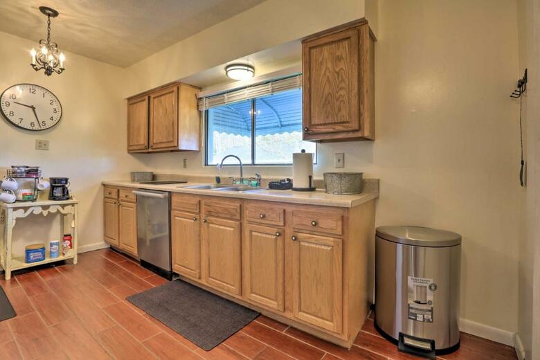 Charming East Bernstadt Home On 5 5-acre Farm
