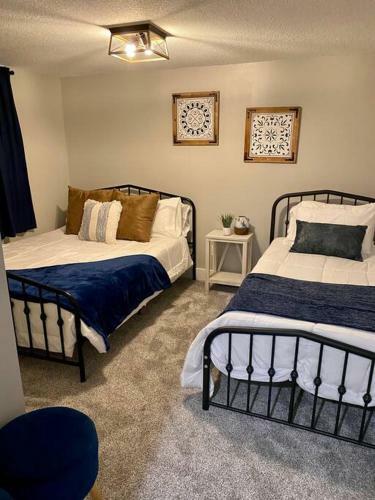 Renovated Oasis, 4 Bedroom/outdoor Dining