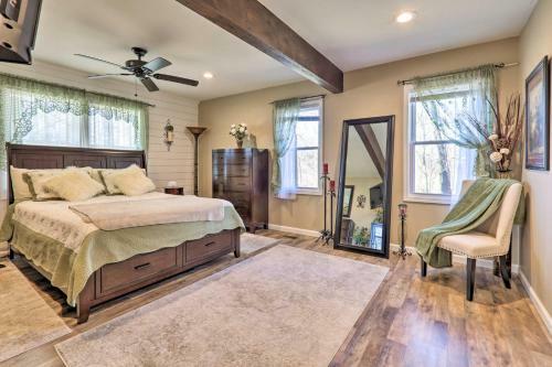 Quaint Creekside Cottage With Porch And Backyard!