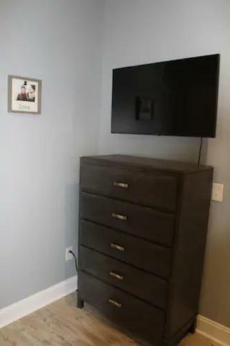 Charming Home Located In Germantown- Close To Everything