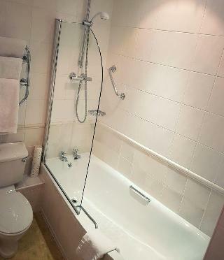 Noel Arms - "a Bespoke Hotel"