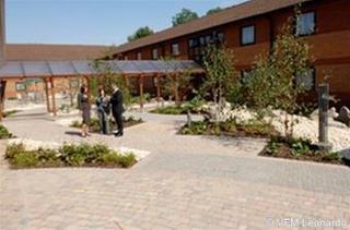Burleigh Court Hotel And Leisure