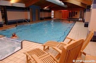 Burleigh Court Hotel And Leisure