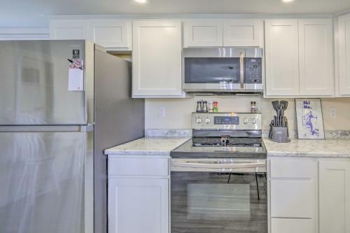 Apartamento Charming Bridgeton Condo About 2 Mi To Long Lake!