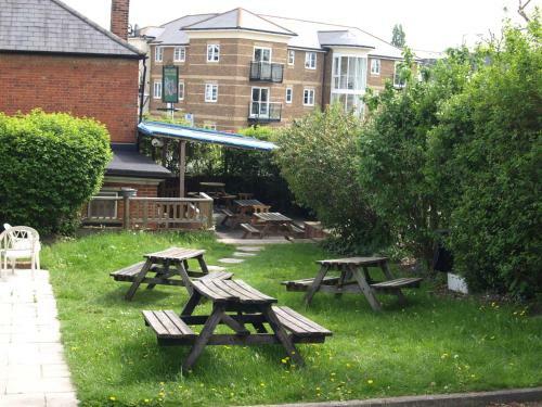 Motel Jolly Brewers Free House Inn