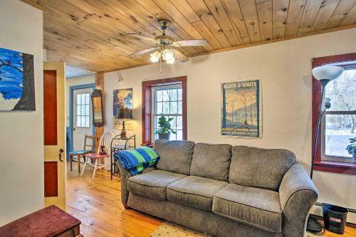 Quaint And Cozy Apartment 12 Mi To Ski Slopes