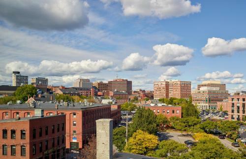Hotel Aloft Portland Maine