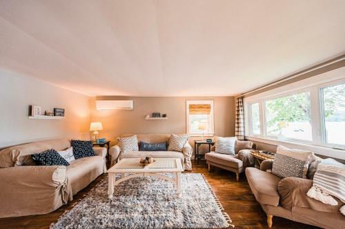 Cozy Keyes Cottage