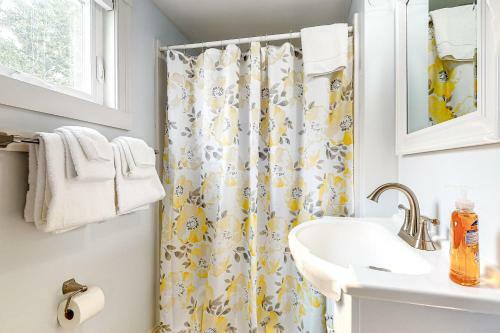 Belle Of Maine Cottage 24