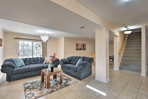 Roomy Ellicott City Apartment With Backyard!