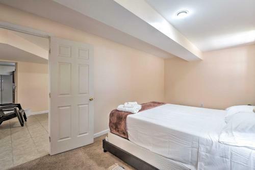 Roomy Ellicott City Apartment With Backyard!