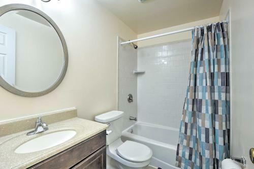 Roomy Ellicott City Apartment With Backyard!