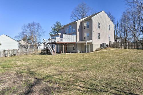 Roomy Ellicott City Apartment With Backyard!