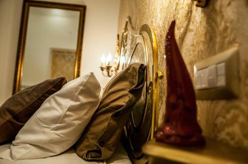 Hostal Domus Sanfelice Suite