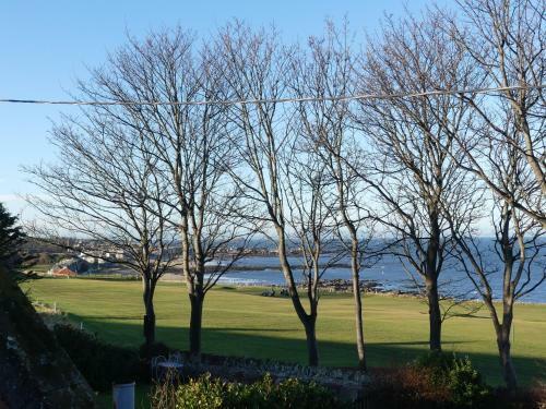 Charming Cottage In North Berwick With Sea Views