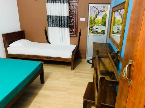Hostal Aaruthraa Villa