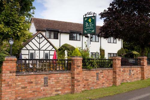 The Pear Tree Inn & Country Hotel