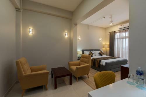 Pink Elephant Tourist Apartment Hotel