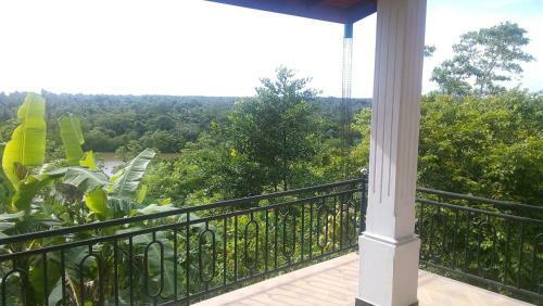 Hostal River Face Villa