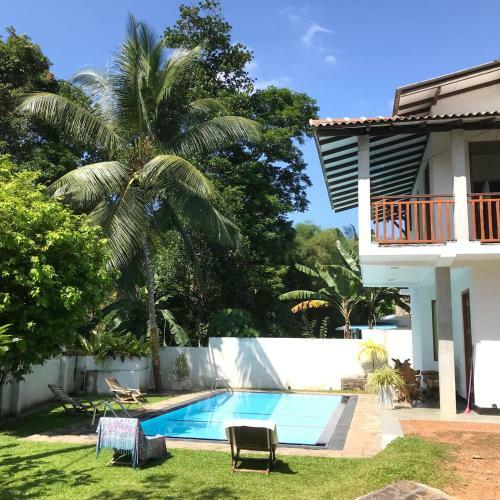 Villa Blue Water Family Hikkaduwa