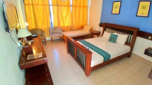 Coral Reef Hotel