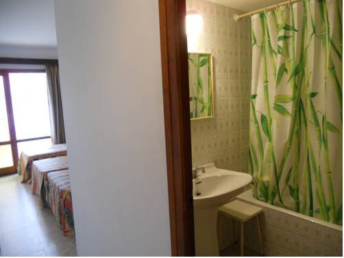 Hotel Hostal Santa Ana