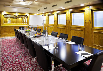First Hotel Reisen