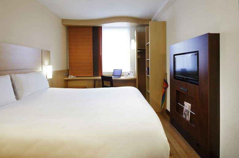 Hotel Ibis London Luton Airport