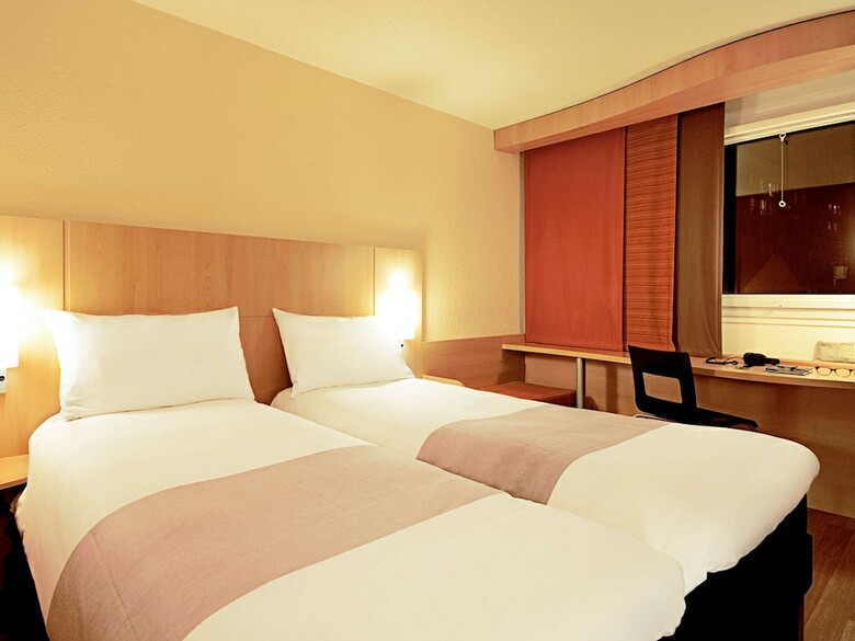 Hotel Ibis London Luton Airport