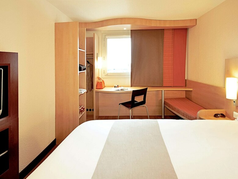 Hotel Ibis London Luton Airport