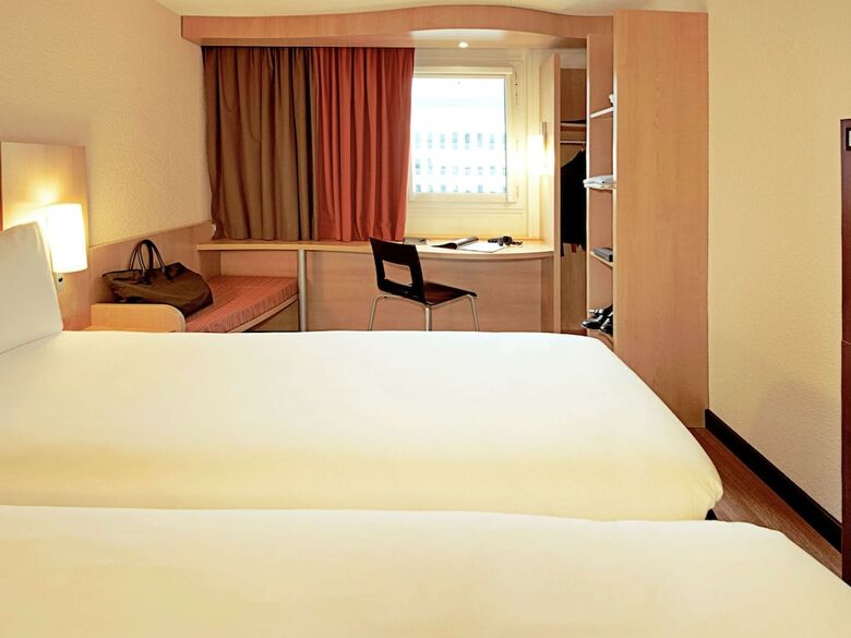 Hotel Ibis London Luton Airport