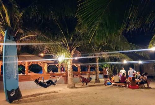 Hotel Orlando's Beach Resort And Events Place