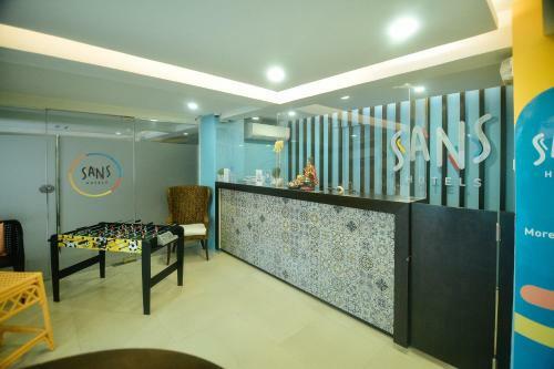 Sans Hotel At Rana Cebu - Vaccinated Staff