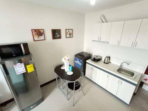 Apartamento Lovely Studio Type Condo - Fully Furnished
