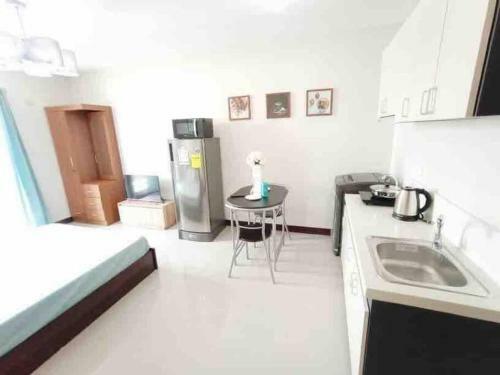 Apartamento Lovely Studio Type Condo - Fully Furnished