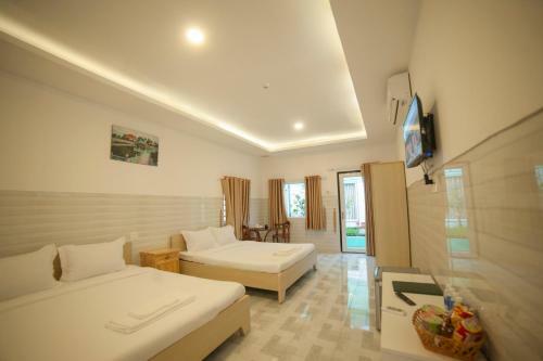 Fami Nguy?n Homestay Ch�u ??c