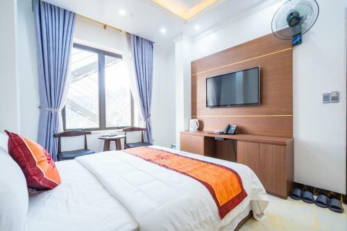 ?inh Gia Hotel