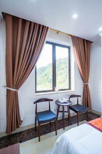 ?inh Gia Hotel