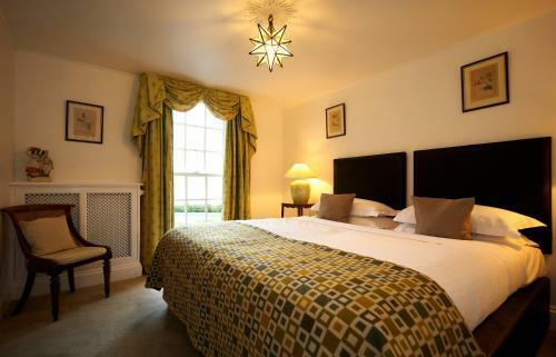 The Portmeirion Hotel & Castell Deudraeth