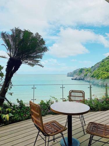 Villa *bom Homes* Flamingo Cat Ba Resort