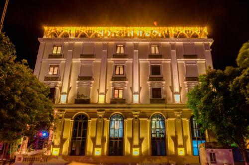 N�i ??i Hotel
